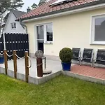 Gemuetliche Doppelhaushaelfte In Ferienhaus Lubmin