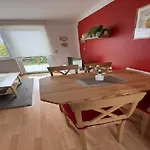 Gemuetliche Doppelhaushaelfte In Ferienhaus Lubmin