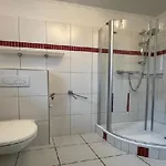 Gemuetliche Doppelhaushaelfte In