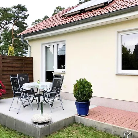 Doppelhaushaelfte, Feriehus