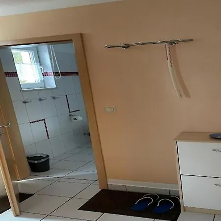 Gemuetliche Doppelhaushaelfte In Дом отдыха