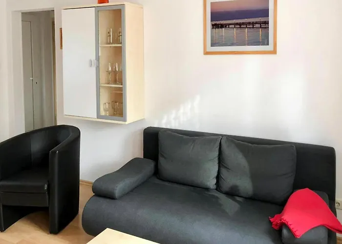 Gemuetliche Doppelhaushaelfte In 펜션 *