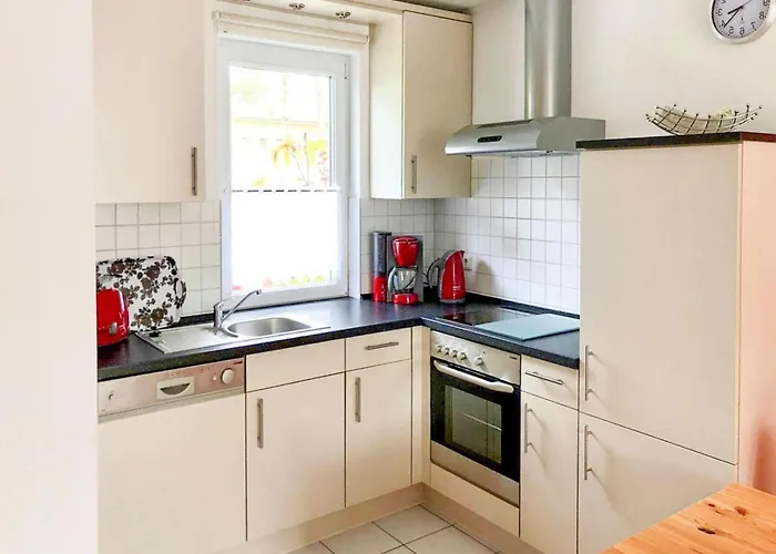 펜션 Gemuetliche Doppelhaushaelfte In 루브민