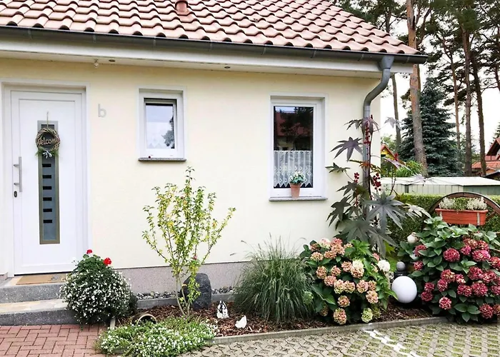 펜션 Gemuetliche Doppelhaushaelfte In *